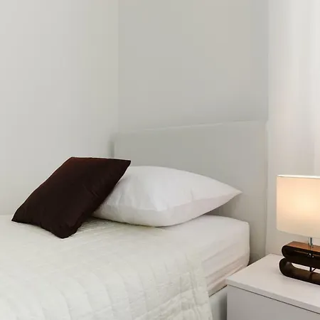 Luxury Issa Apartment